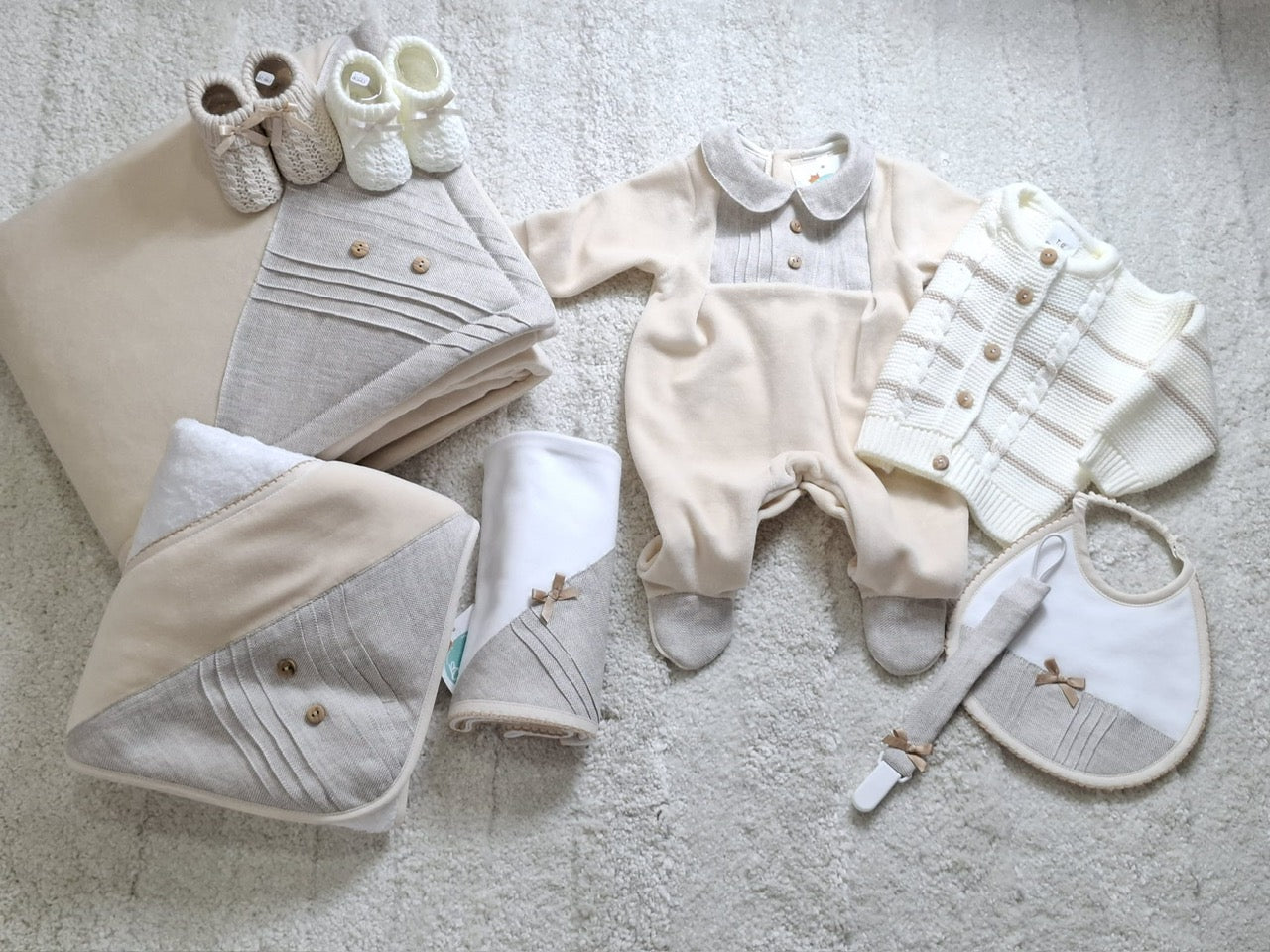 Conjunto em Malha 7 Peças para Bebé