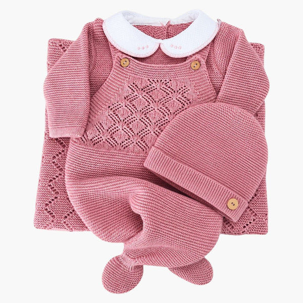 Conjunto de Malha para Bebé Rosa Antigo Jardineira, Gorro Camisola e Calças com Pé