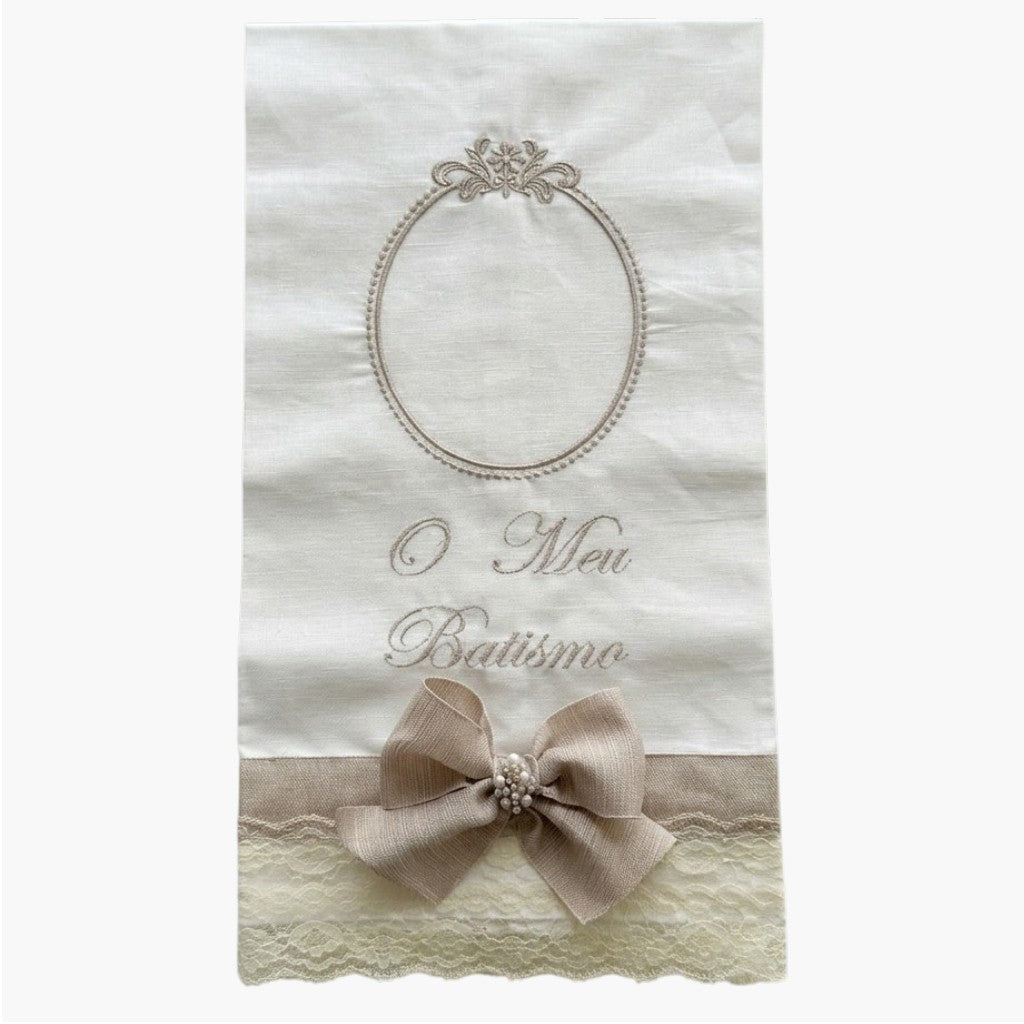 Conjunto de Batismo Luxo Clássico Elegância Intemporal para um Dia Inesquecível