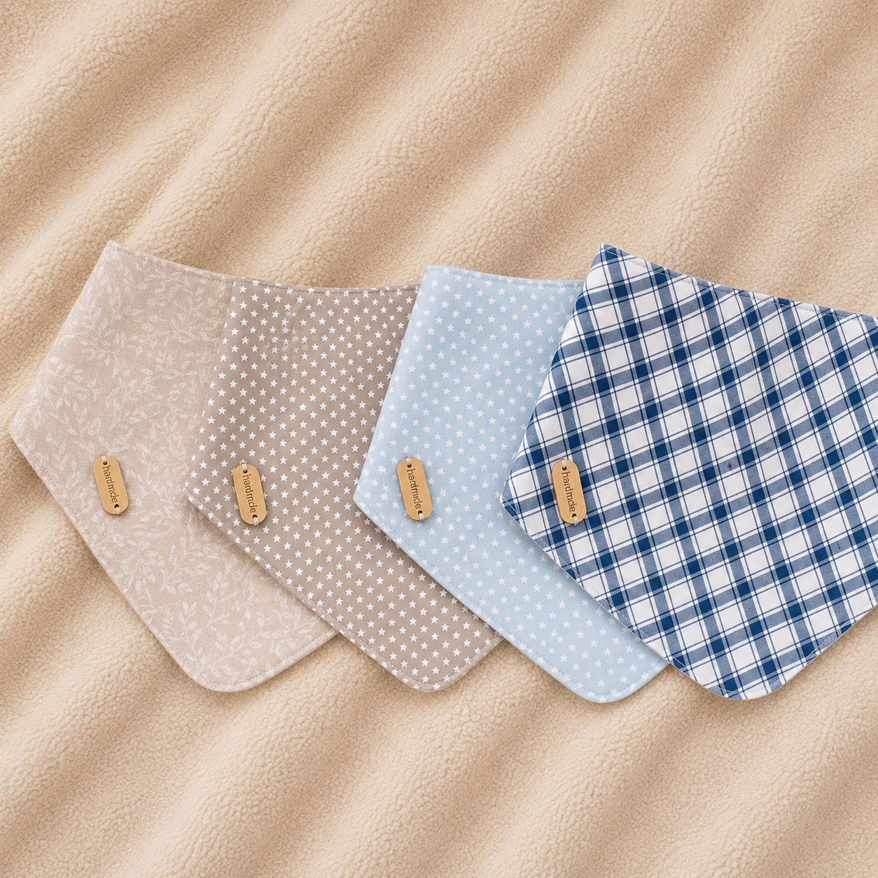 Pack de 4 Babetes Bandana em Algodão Tons Neutros e Azul
