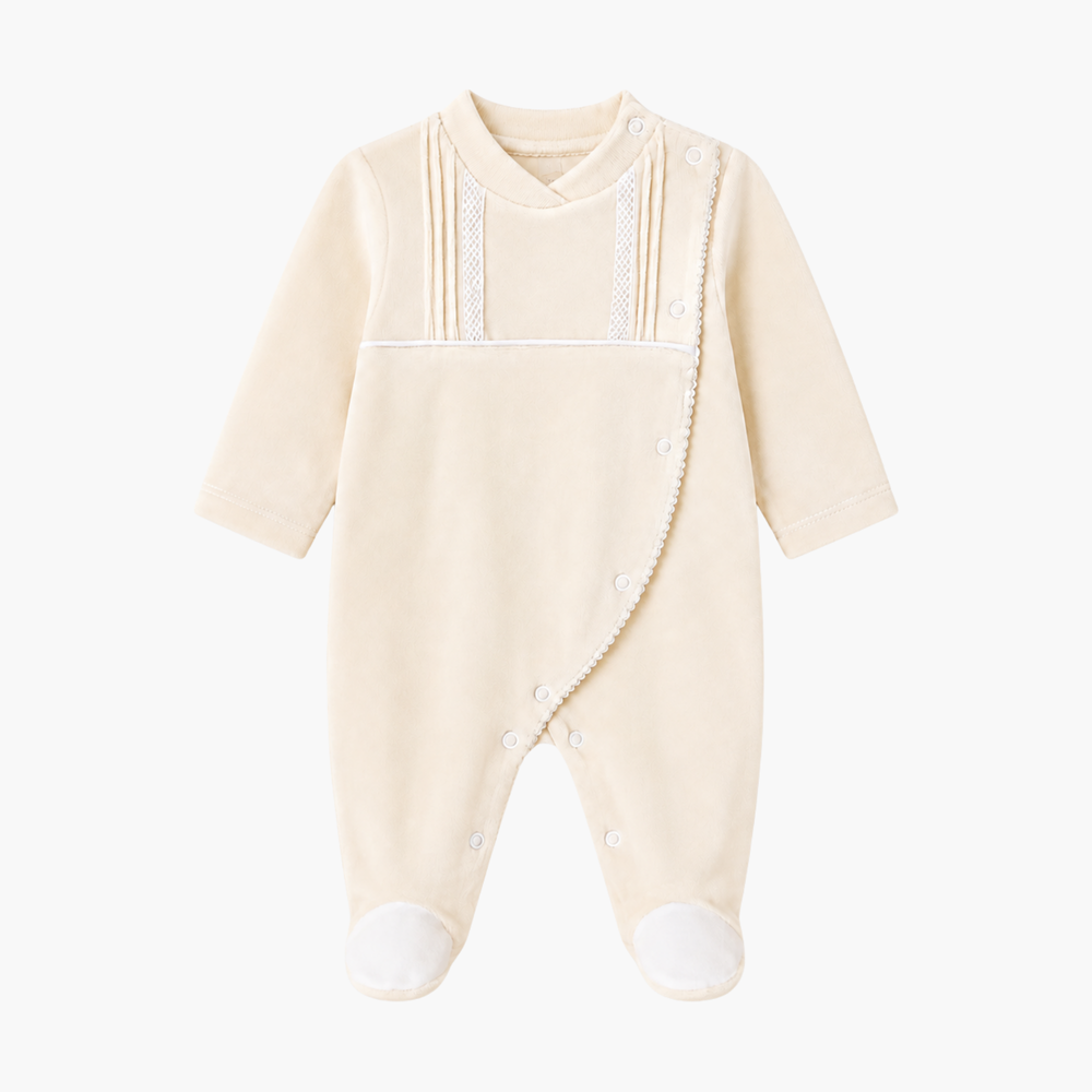 Babygrow de Bebé Elegance Bege com Detalhes em Renda