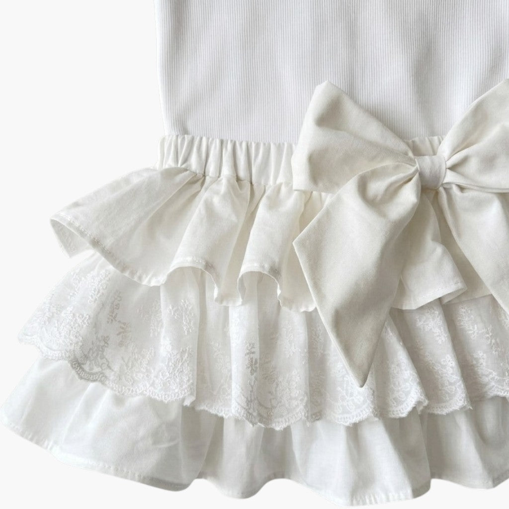 Saia Princesa de Folhos Branca Delicadeza e Conforto para Pequenas Encantadoras