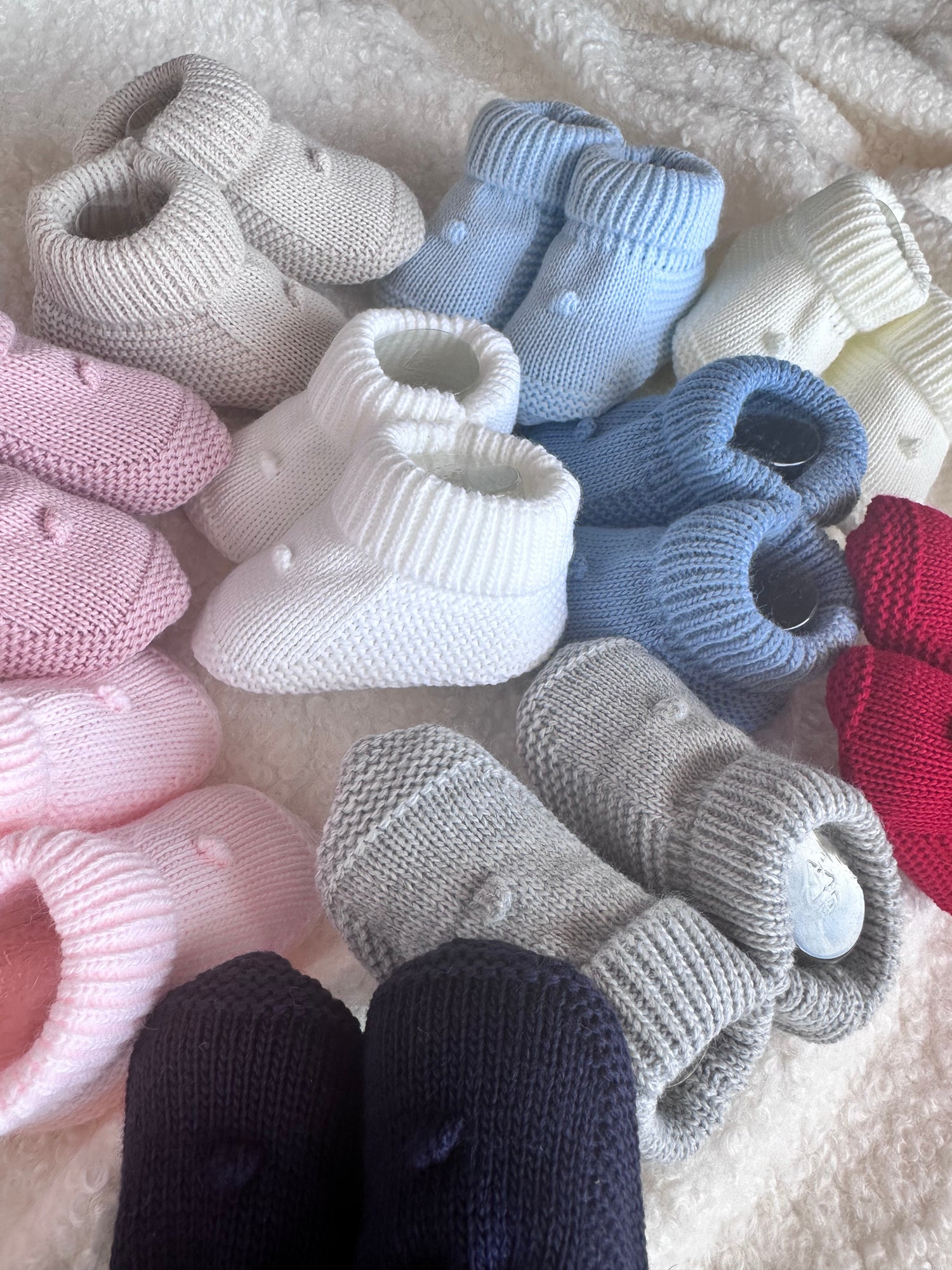 Carapins de Malha para Bebé com Pompom
