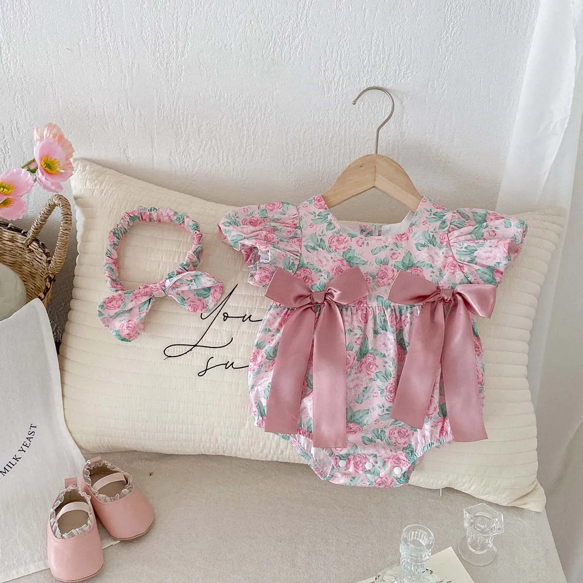 Fato de Verão para Bebé - Macacão Floral com Gola Quadrada