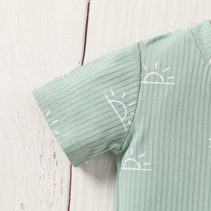 Conjunto de Verão para Bebé – T-shirt Estampada com Sol e Calções