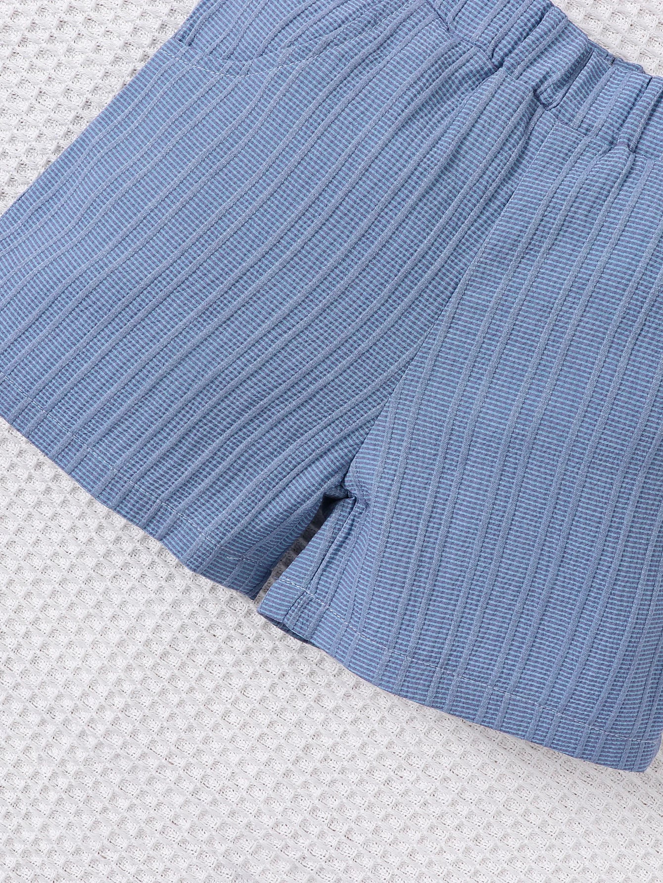 Conjunto de Verão para Menino - Camisa de Manga Curta e Calções em Tecido Jacquard