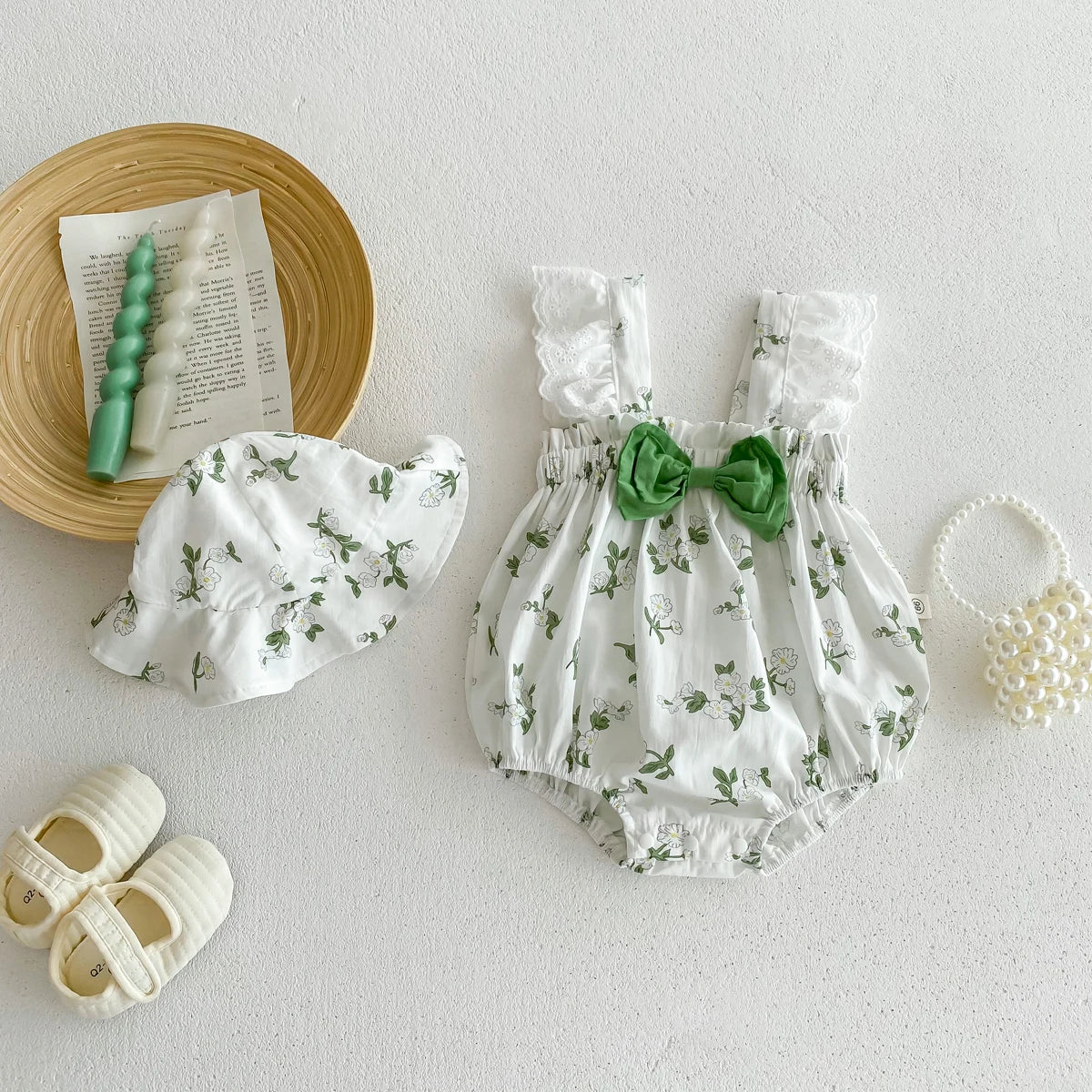 Body de Verão para Bebé Menina com Chapéu – Mangas de Renda, Estampado Floral e Laço