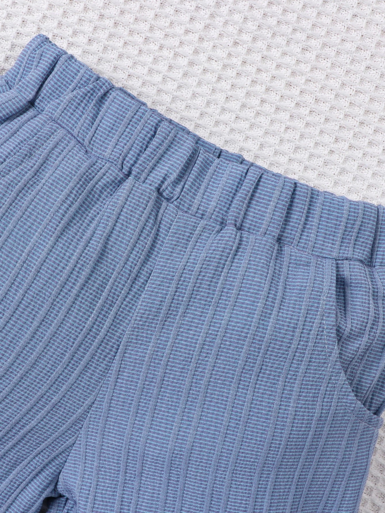 Conjunto de Verão para Menino - Camisa de Manga Curta e Calções em Tecido Jacquard