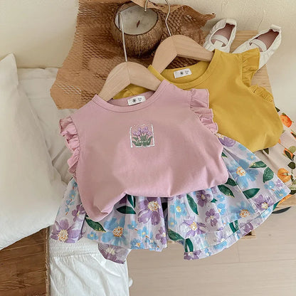 Conjunto Infantil de Verão - Top Sem Mangas com Estampado Floral e Calções