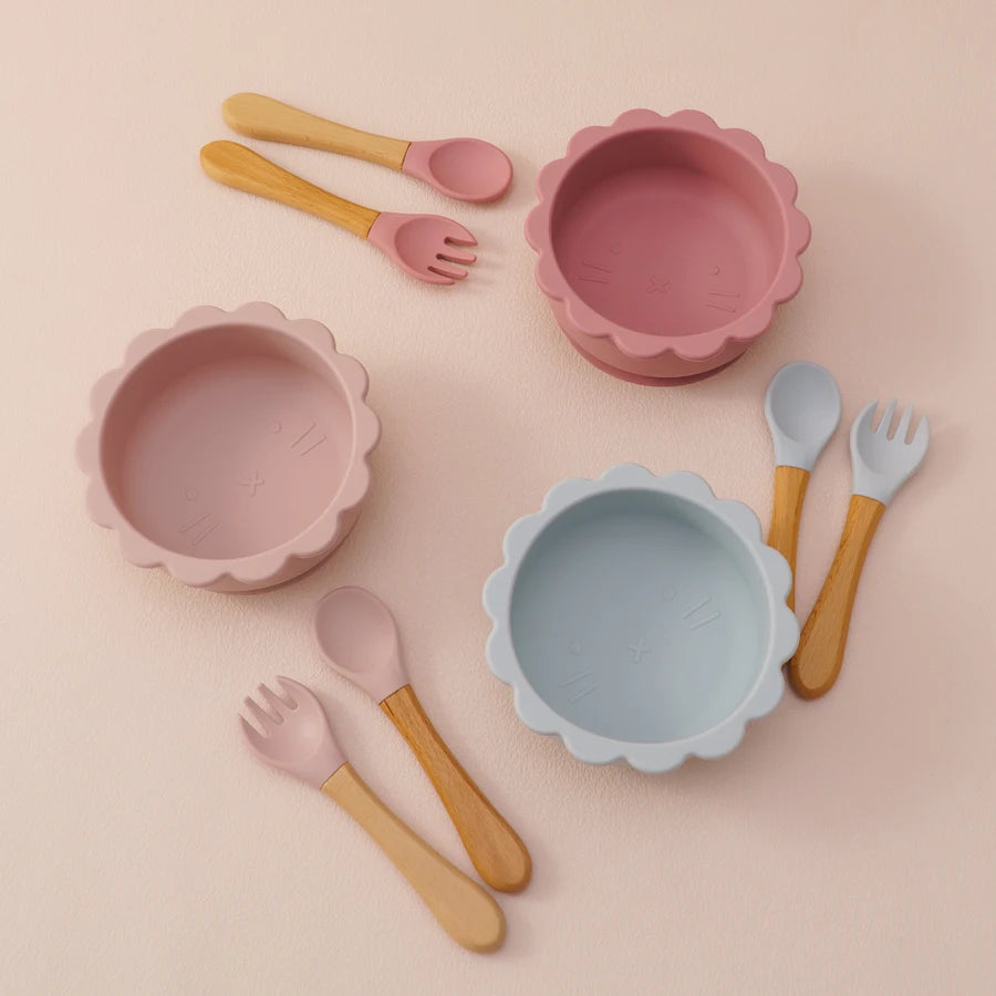 Conjunto de Alimentação Infantil 3 em 1 - Taça, Colher e Garfo em Silicone com Design de Animais