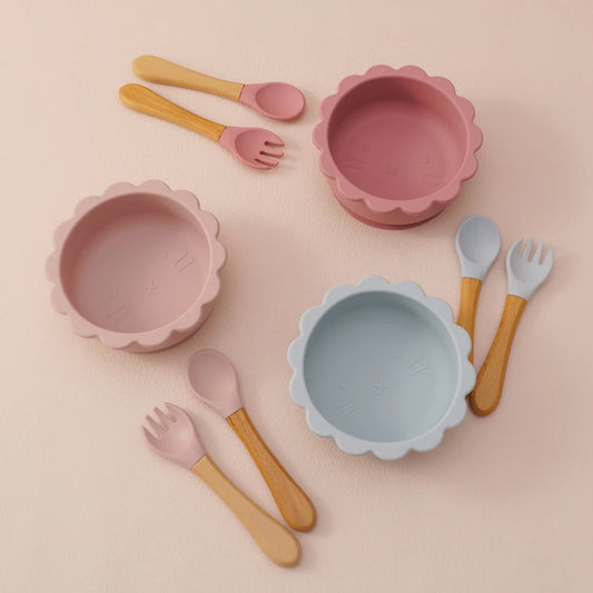 Conjunto de Alimentação Infantil 3 em 1 - Taça, Colher e Garfo em Silicone com Design de Animais