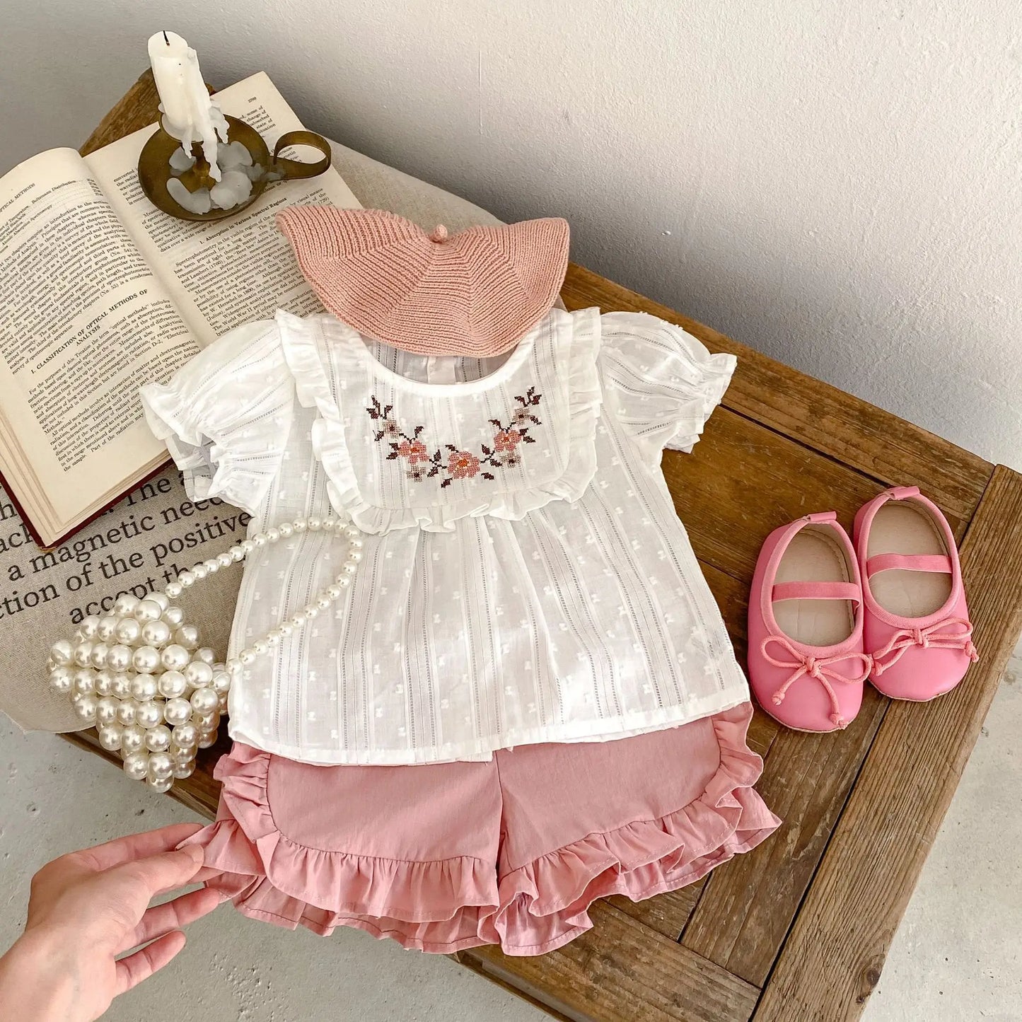 Conjunto de Verão para Menina – Blusa Bordada com Mangas Balão