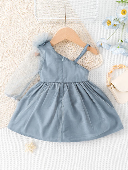 Vestido de Verão em Tule com Alça de Ombro Assimétrica para Menina