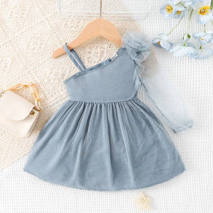 Vestido de Verão em Tule com Alça de Ombro Assimétrica para Menina