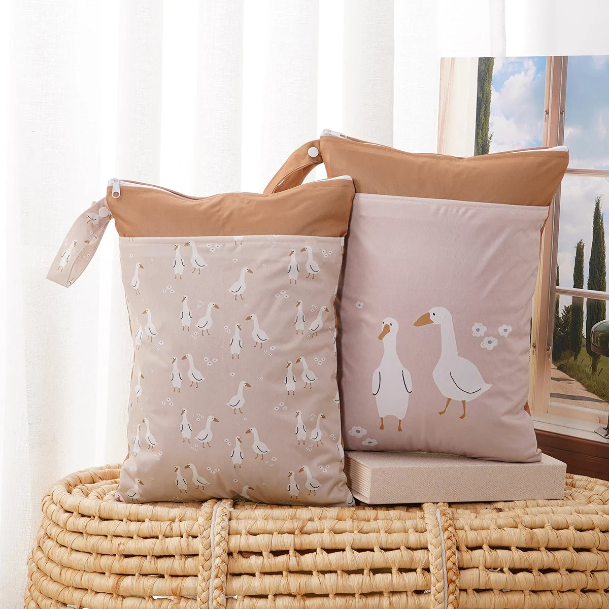 Conjunto de 2 Sacos Impermeáveis para Fraldas