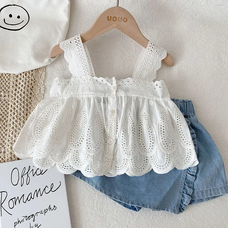 Conjunto de Verão 2 Peças para Menina – Top de Alças com Renda e Calções de Ganga