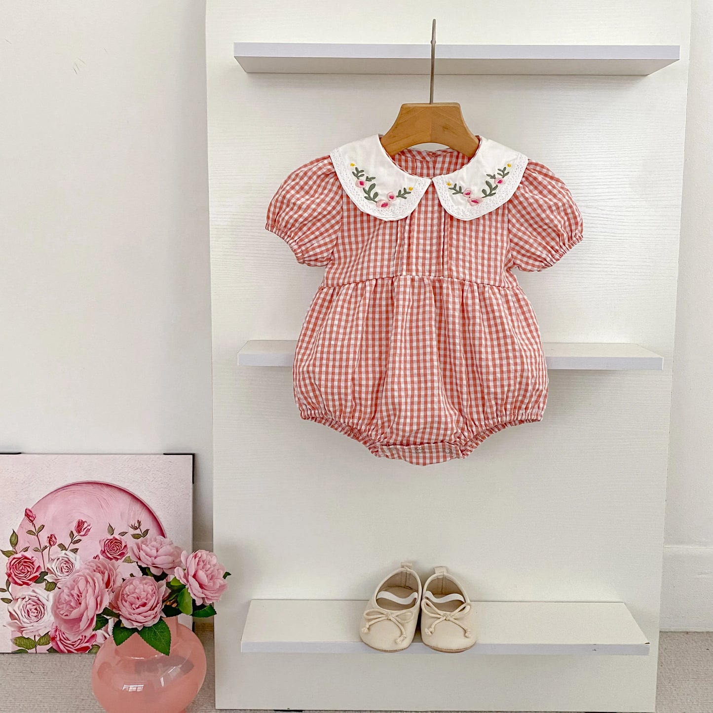 Romper com Bordado para Bebé Menina