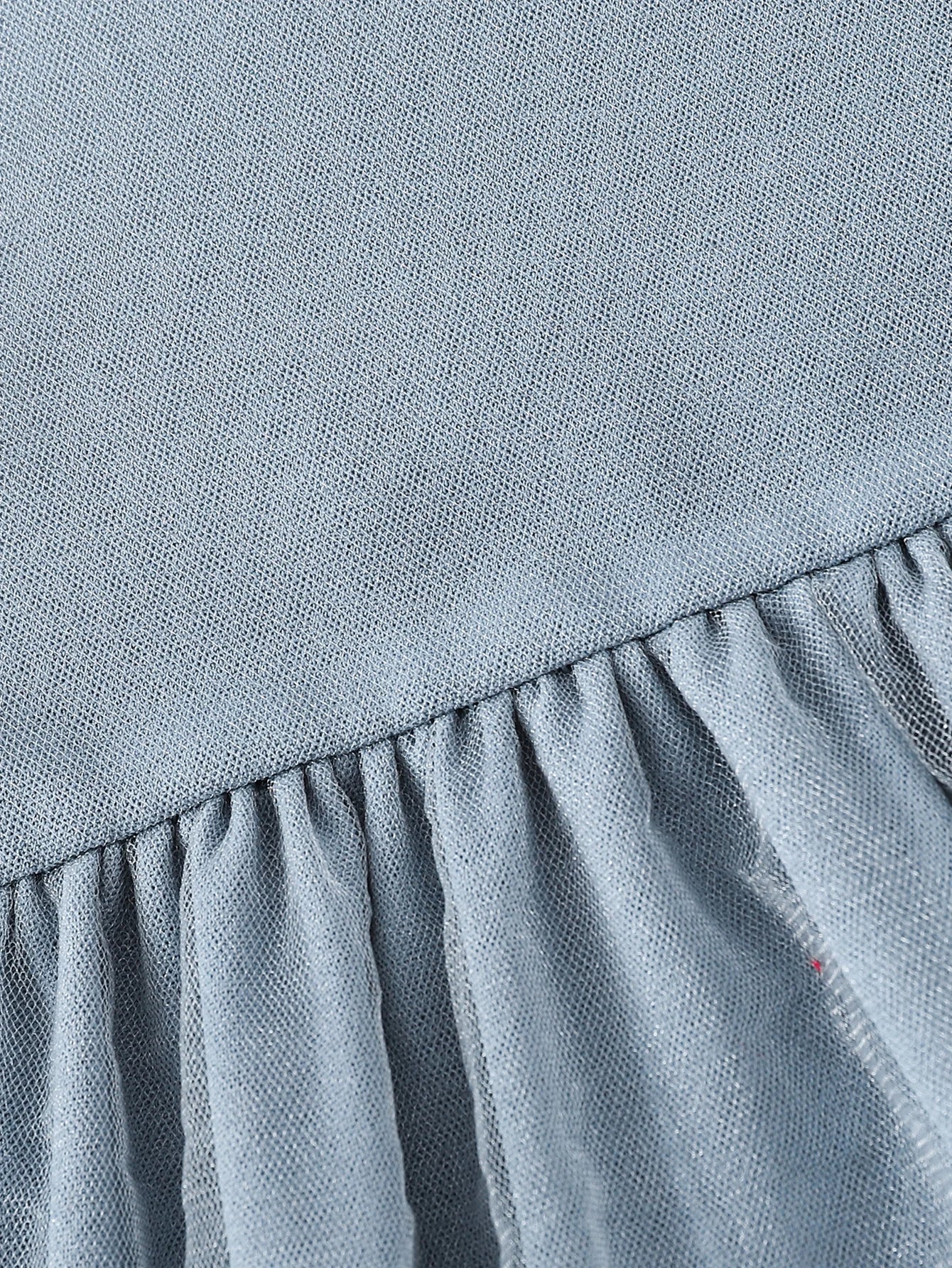 Vestido de Verão em Tule com Alça de Ombro Assimétrica para Menina