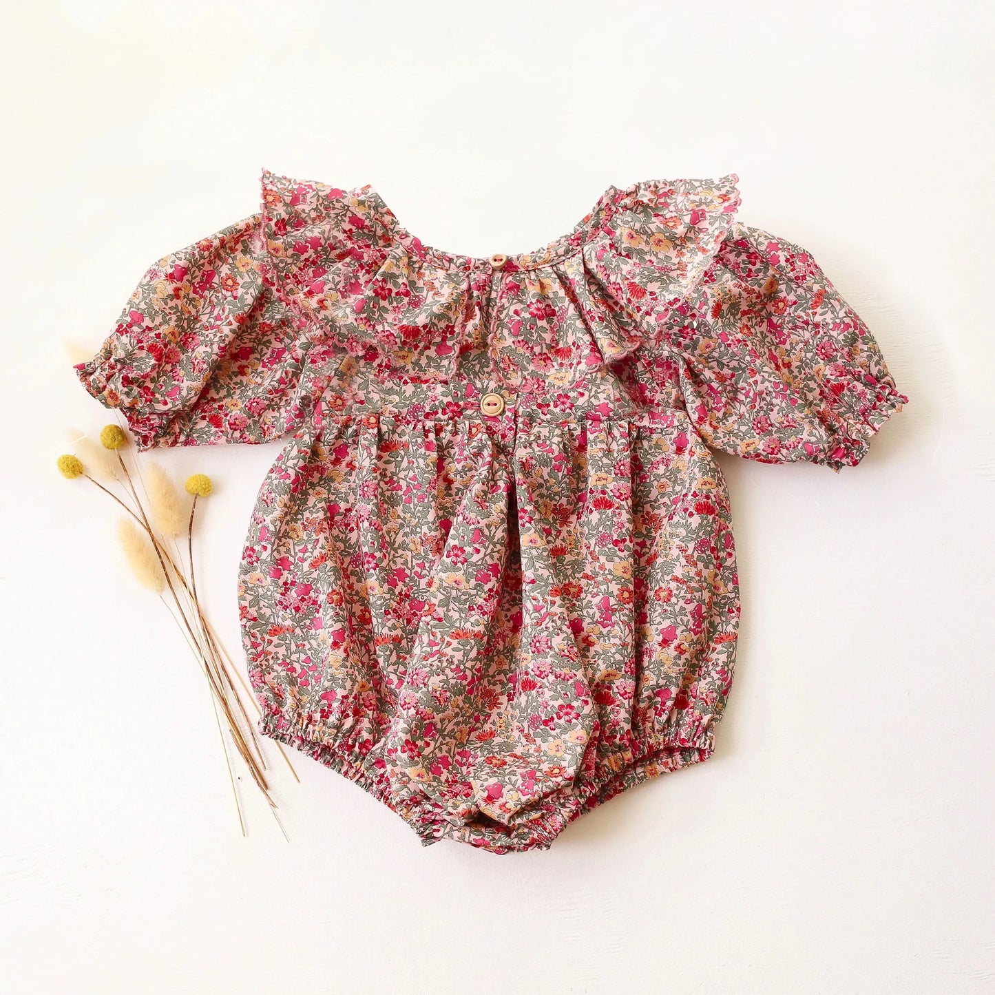 Conjunto 2 Peças Verão para Bebé Menina – Body Floral com Faixa de Cabelo