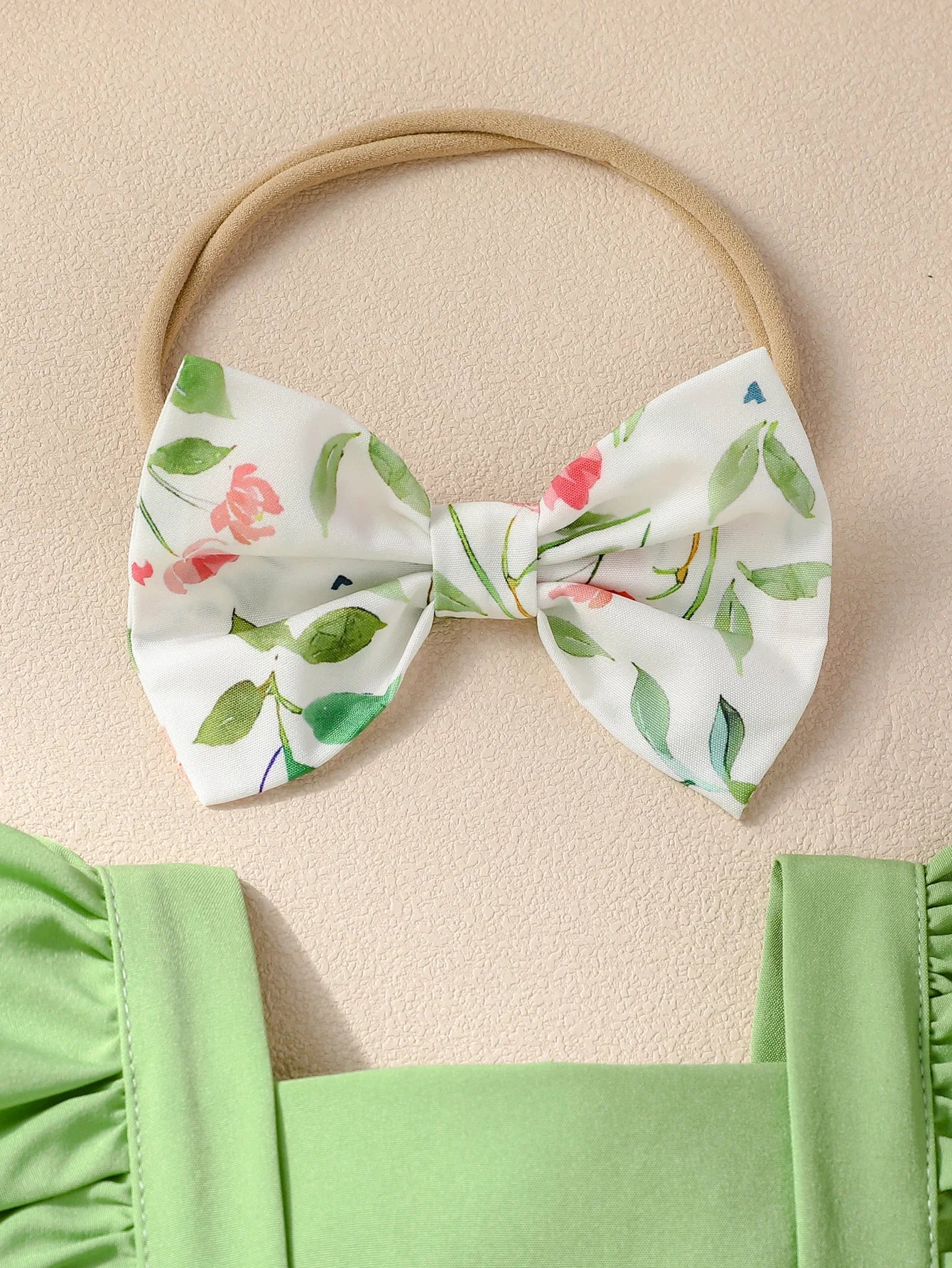 Conjunto de Verão 2 Peças para Bebé Menina – Fato-Macaco Floral e Faixa