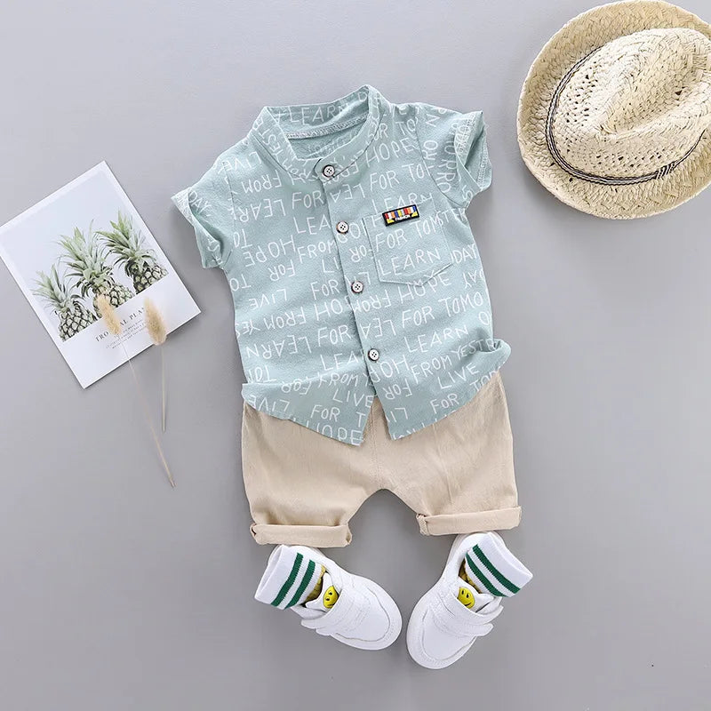 Conjunto de Verão para Menino - Camisa com Letras e Calções