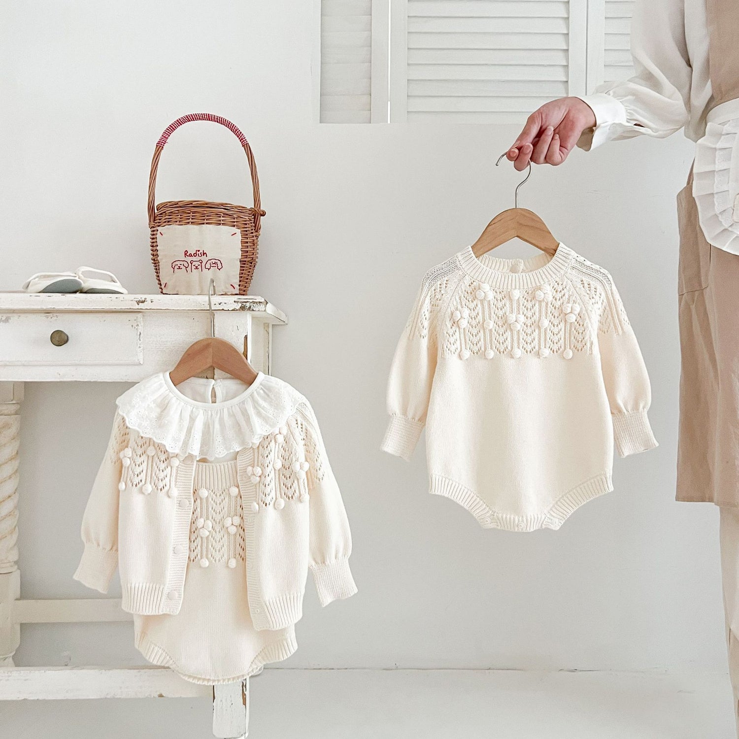 Conjunto de Malha com Bolinhas Menina
